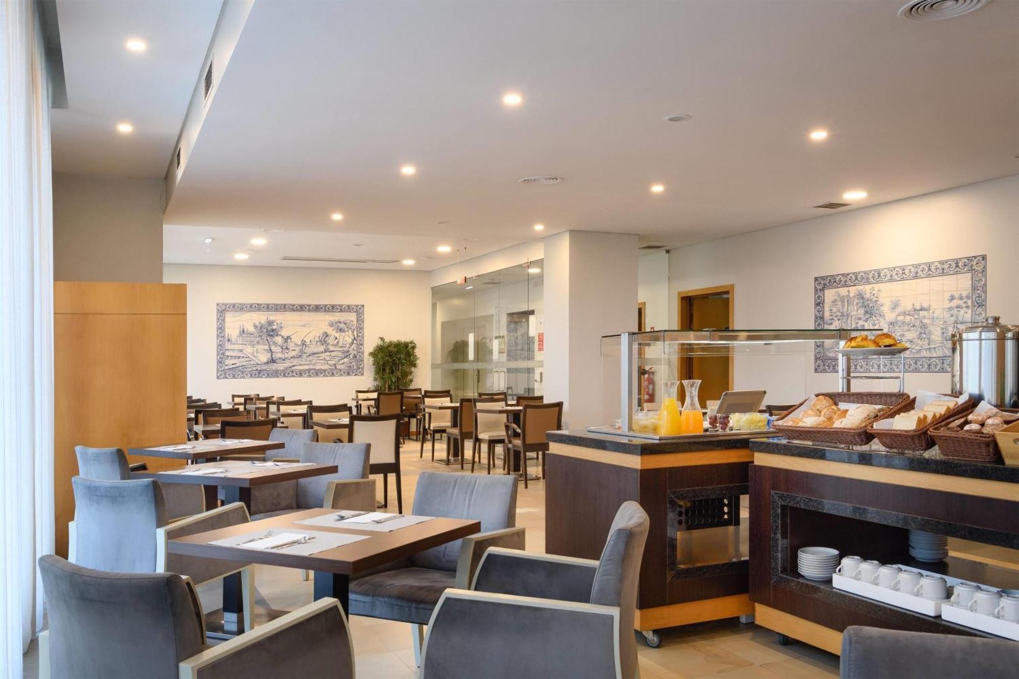 Tryp By Wyndham Porto Centro Hotel — Fotos 2